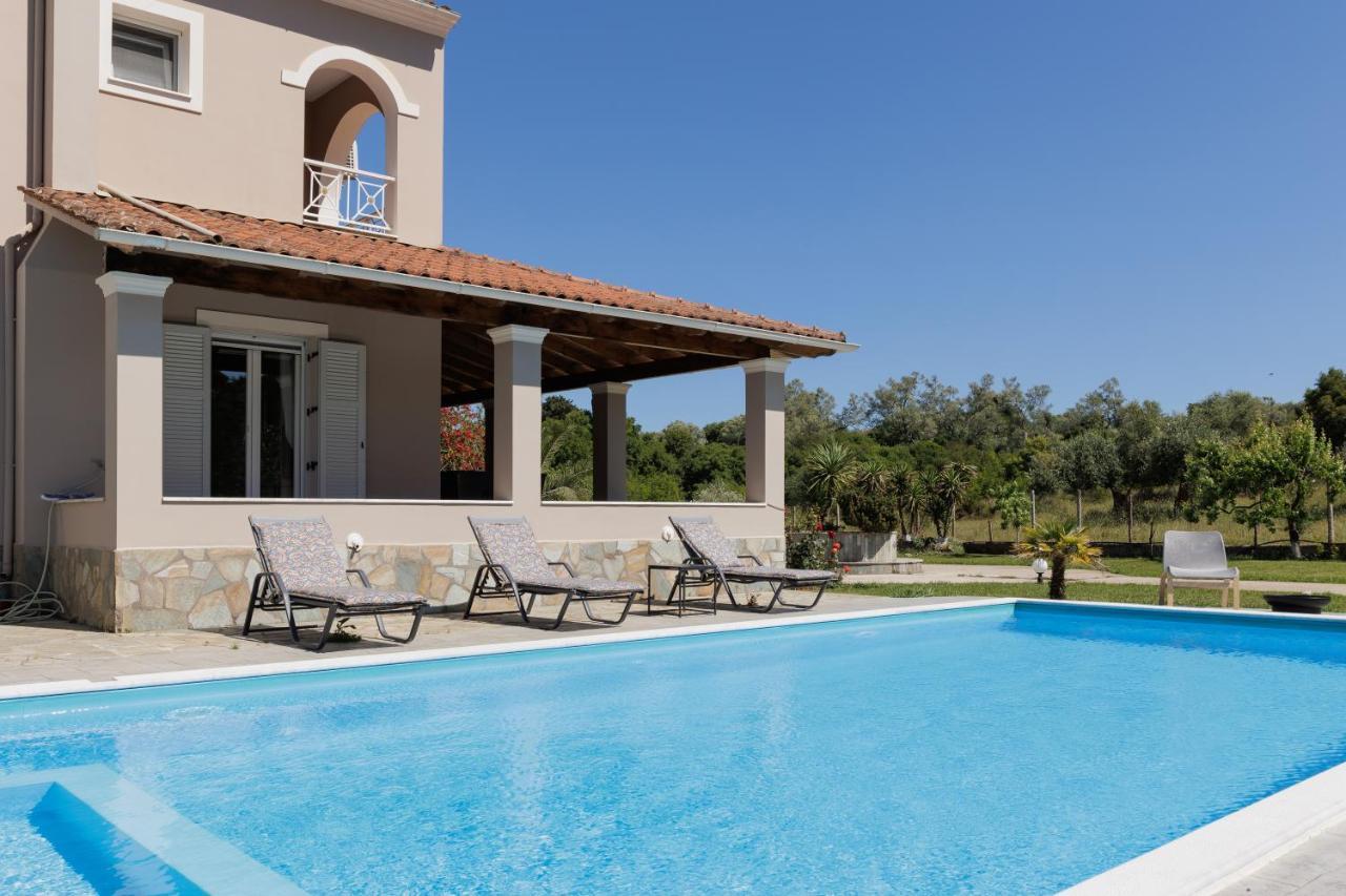 Country Villa Verde - 2Floor Family Home Kouramaditika 外观 照片